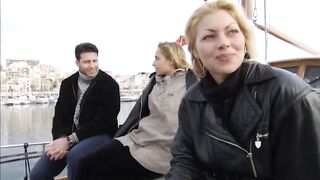 Sophie Evans és Monique Covet négyesben kúr