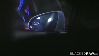 BlackedRaw - Allie Nicole a világos szőke tini hölgyemény