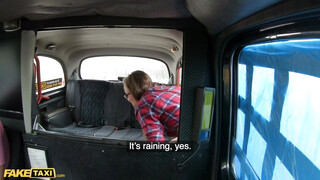 Fake Taxi - Lady Bug a fiatal sulis kiscsaj