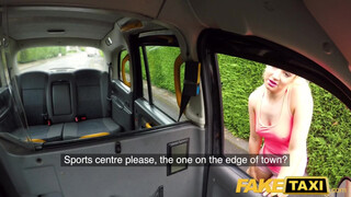 Fake Taxi - Lana Harding a taxissal baszik