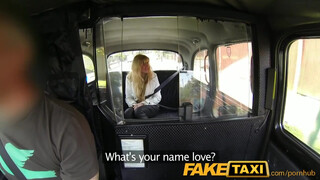 FakeTaxi szőrös puncis vörös lány