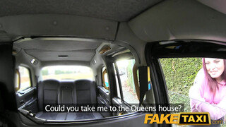 FakeTaxi cuki amcsi spiné engedi análba is