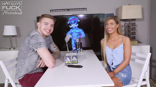Szexy pici didkós csaj meghágva - Hot Guys Fuck