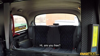 Fake Taxi - Angelina a hátsó ülésen kúrel