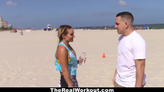 TheRealWorkout - a strandon szedtem fel ezt a puncit