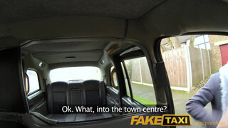 FakeTaxi - cseh kiscsaj széttárja a lábait és mindent enged