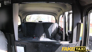 Fake Taxi  - ez a nőci csak a kőkemény pélót szereti