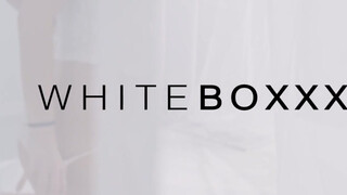 WhiteBoxxx - Lana Roy méretes picsájú orosz pornófilmes