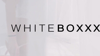 WhiteBoxxx - hatalmas picsájú kisasszony reggel is akar dugni