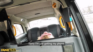 Fake Taxi - Gyönyörű kolumbiai nőci megdugva a taxiban