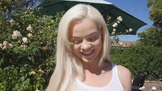 Elsa Jean és a kertész krapek méretes dákója