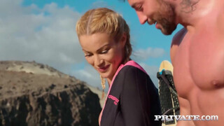 Private com - Cherry Kiss a izgató szörfös spiné