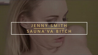 Jenny Smith a világos szőke hatalmas didkós milf lovagol a faszon