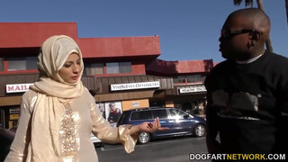 Nadia Ali a dögös arab kiscsaj