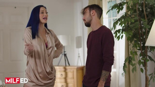 MILFED - Eve Marlowe fiatalabb hapsival szexel