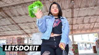 Forró latina milf xiomara soto olajos kefélése az úton