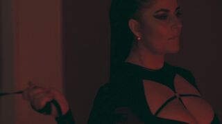 Kathalina777 rendesen uralva egy dögös brazil milf által