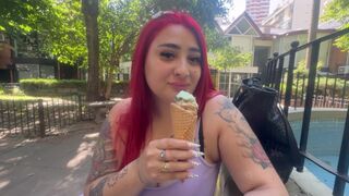 Vörös argentin kisasszony imádja a fagylaltot, végül a farkamat cumizza